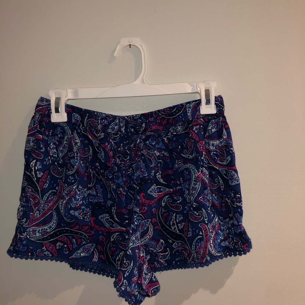 Super comfy Hollister shorts